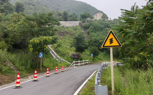 北京鄉(xiāng)村公路已達12853公里,道路交通設(shè)施安全水平持續(xù)提升